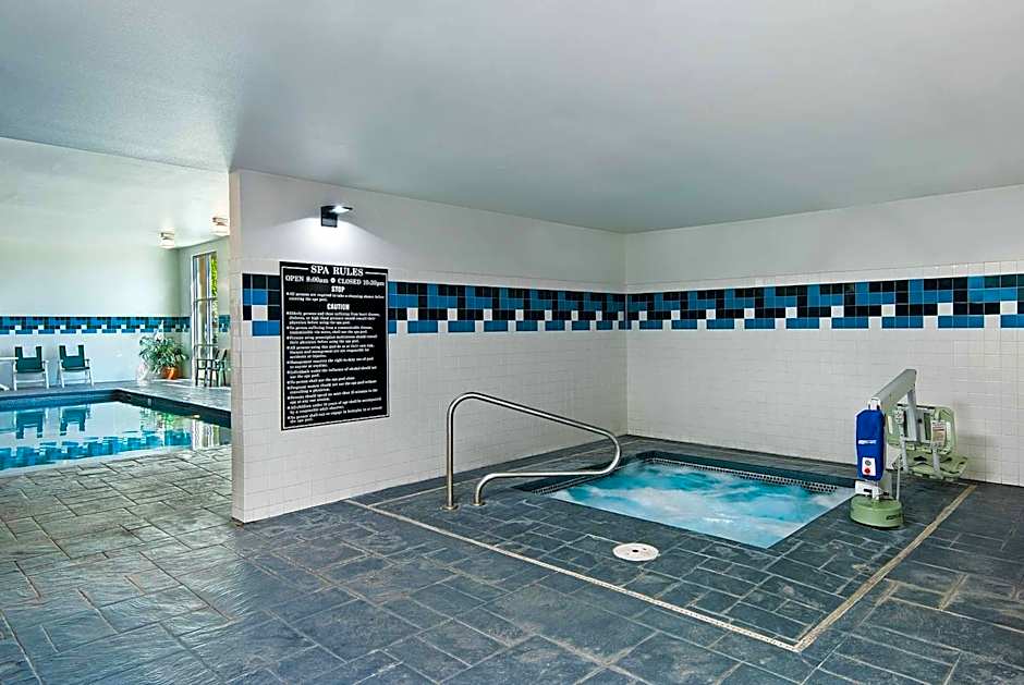 Oxford Suites Yakima