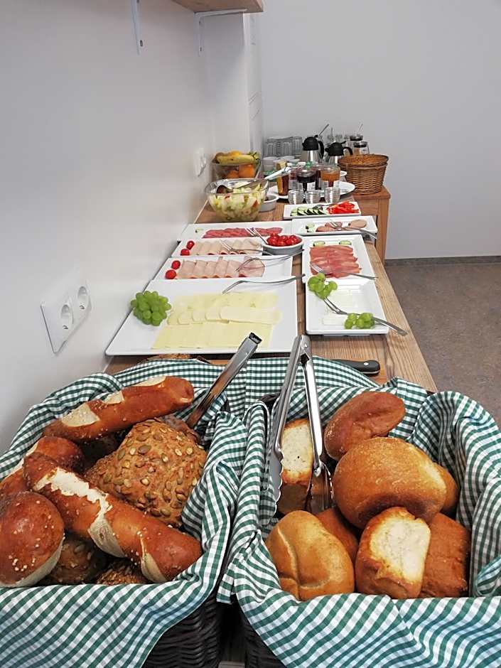 Hotel Garni Fischerfleck in Ismaning near Munich