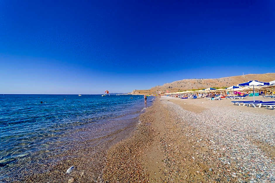 Amaryllis front beach hotel