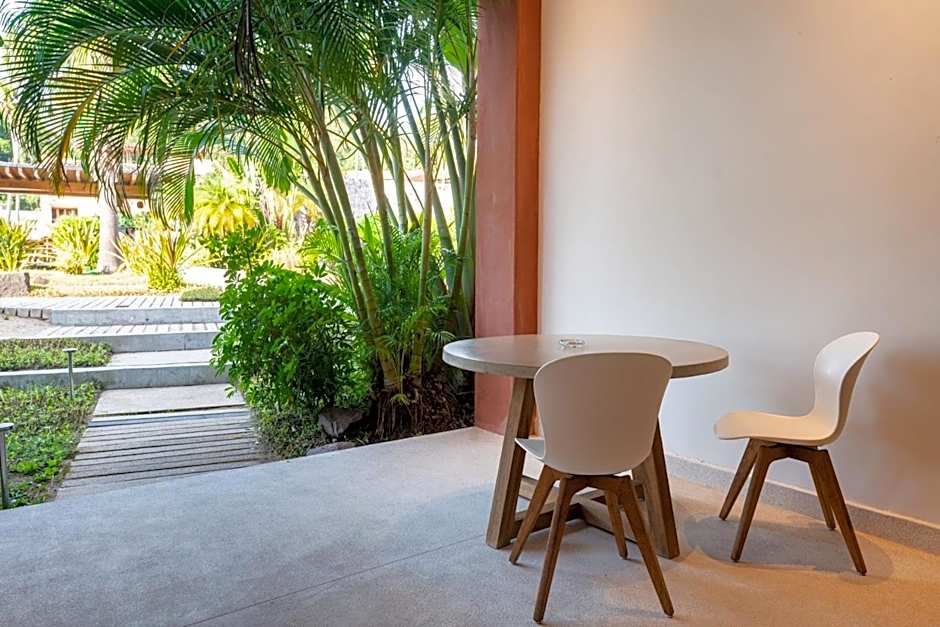 El Careyes Club & Residences