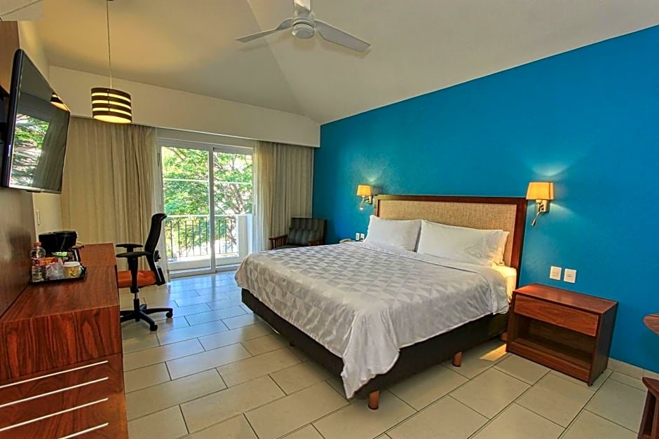 Holiday Inn Huatulco By IHG