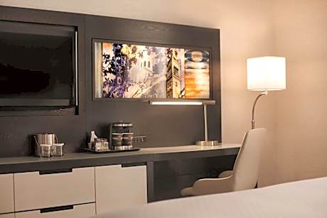 King Room - Disability Access