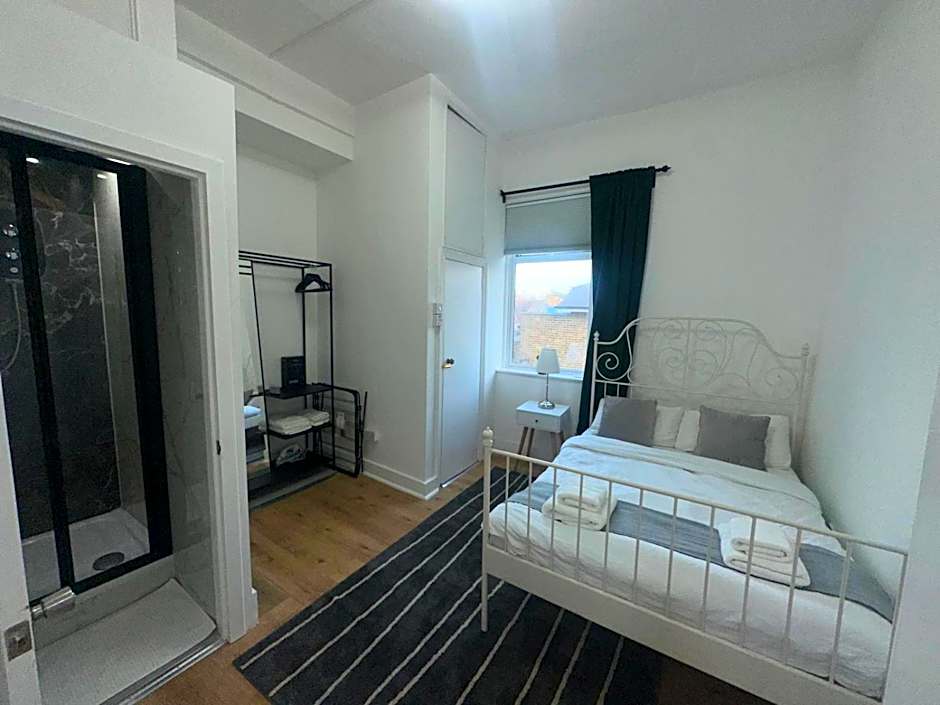 First Floor One Bed Apartment In Central West London