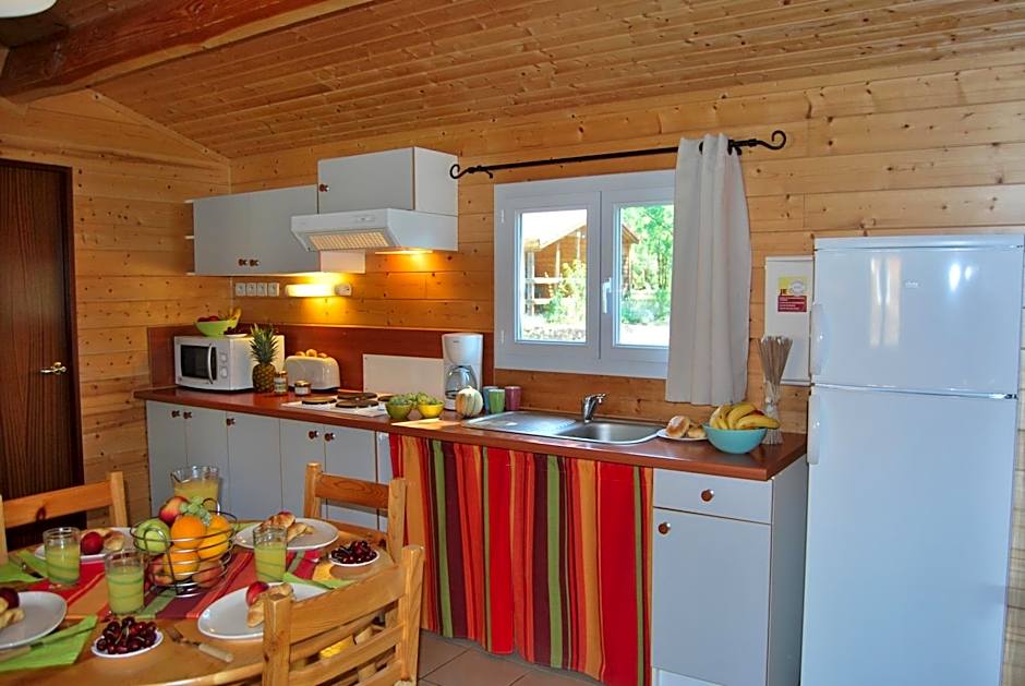 Lagrange Grand Bleu Vacances - Residence Les Ségalières