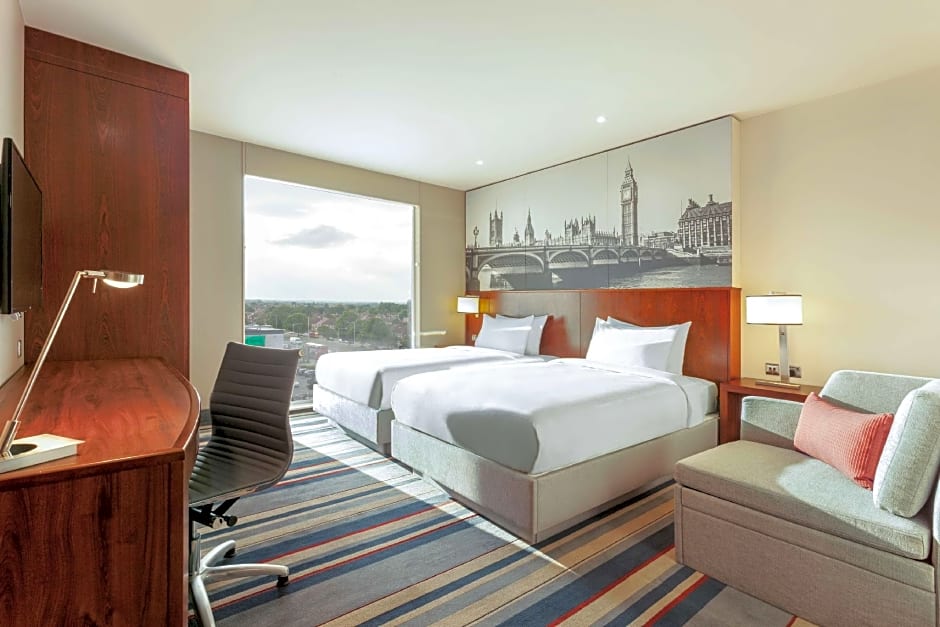 Hyatt Place West London Hayes