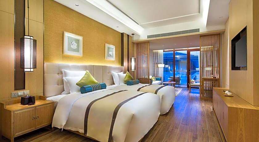 Wyndham Grand Plaza Royale Wenchang