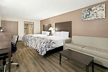 Suite with Two Queen Beds Jetted Tub Non-Smoking