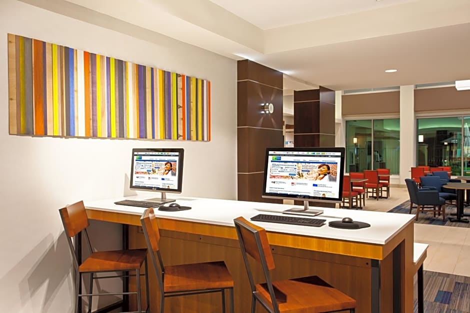 Holiday Inn Express & Suites Houston S-Medical Ctr Area, an IHG Hotel By IHG