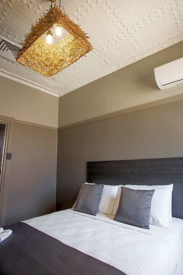 Nags Head Hotel