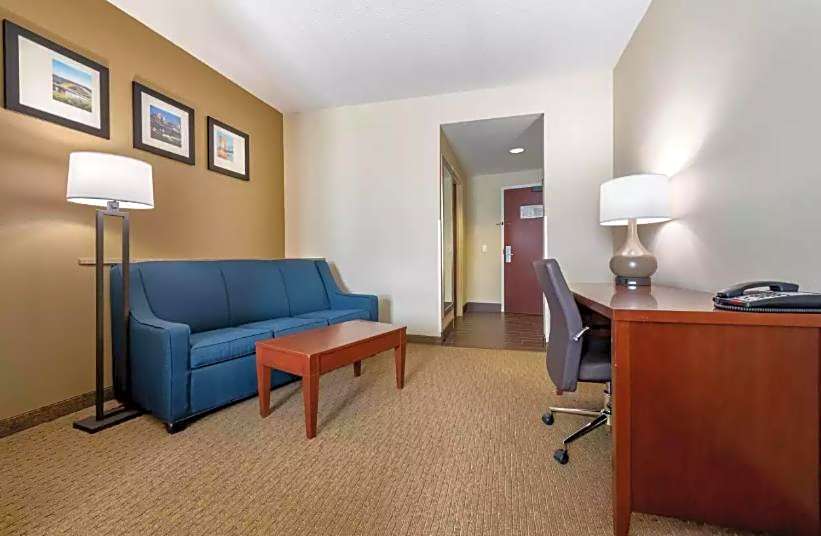 Holiday Inn Express & Suites Hebron - Cincinnati Airport by IHG