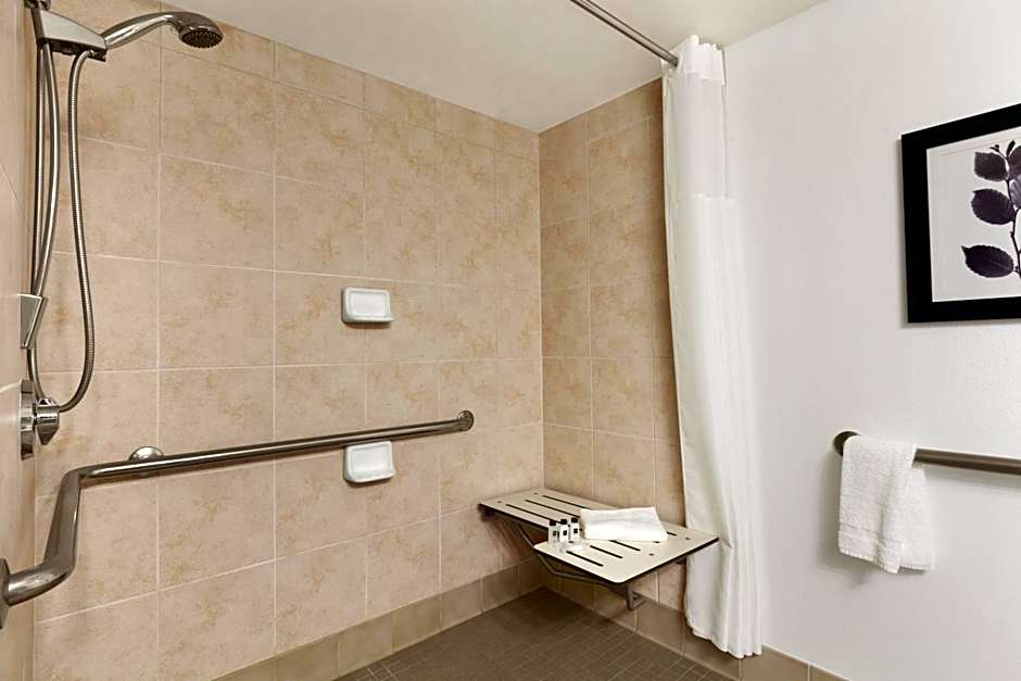 Country Inn and Suites by Radisson Seattle-Bothell WA