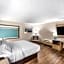 The Harborview on Lake Michigan, an Ascend Collection Hotel