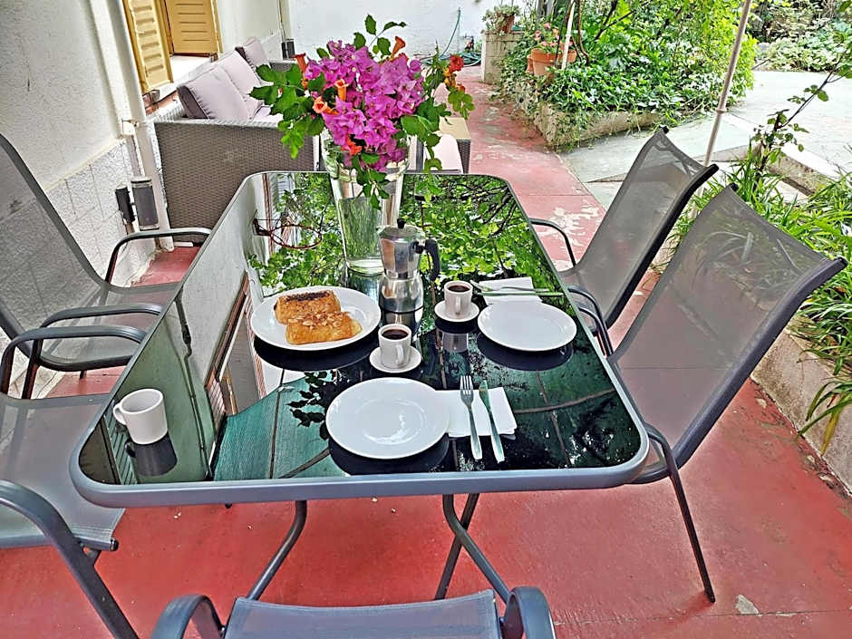 N1 Casa de Madrid - greenpeace line