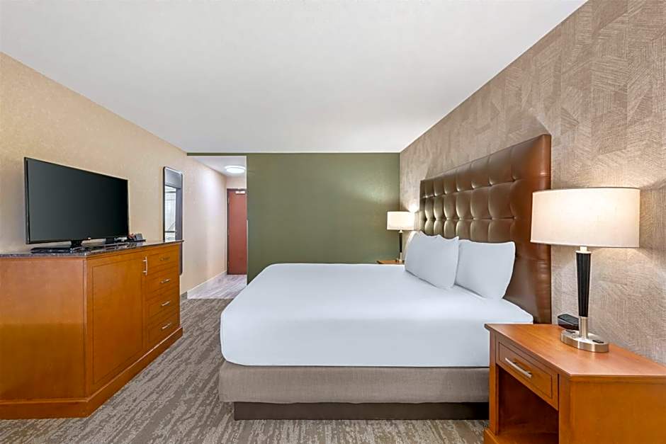 Drury Inn & Suites Birmingham Grandview
