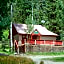 Cottam's Lodge by Alpine Village Suites
