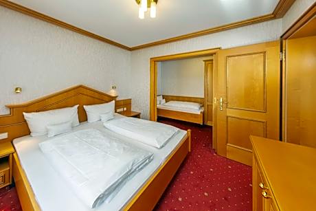 Triple Room with Balcony