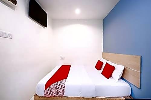 OYO 90270 South City Hotel