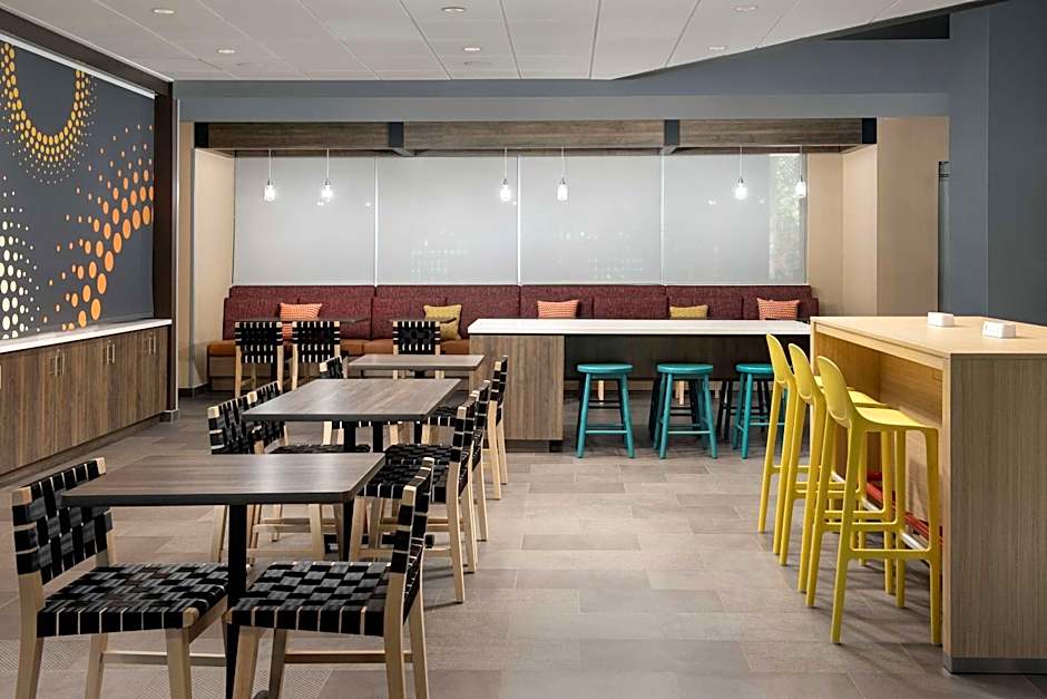 Tru by Hilton Miami West Brickell   