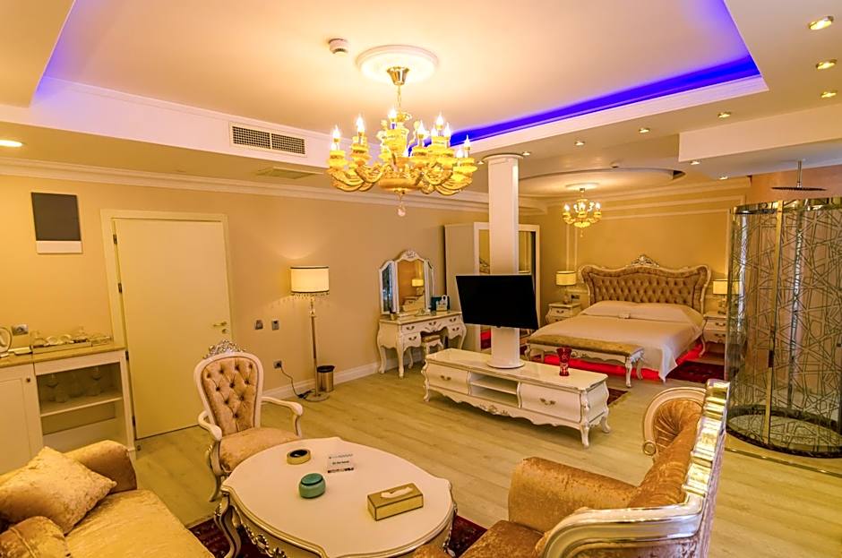 Phoenicia Royal Hotel