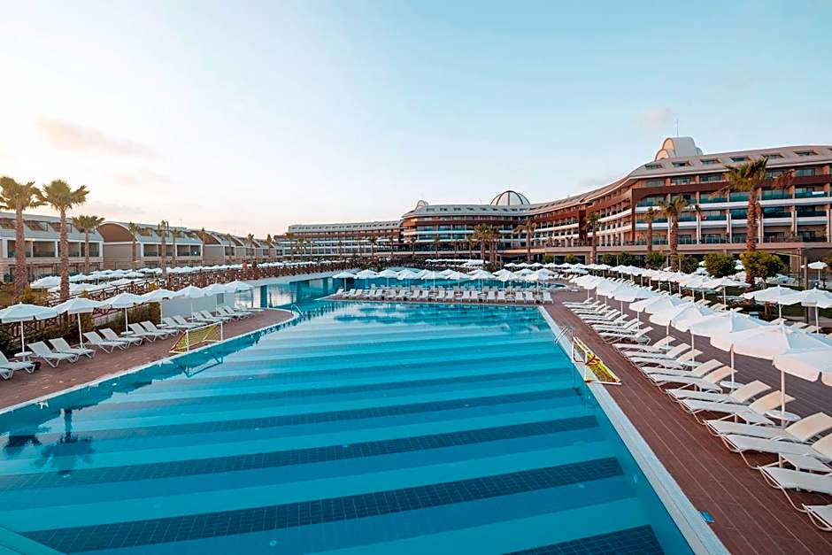 Tui Magic Life Jacaranda