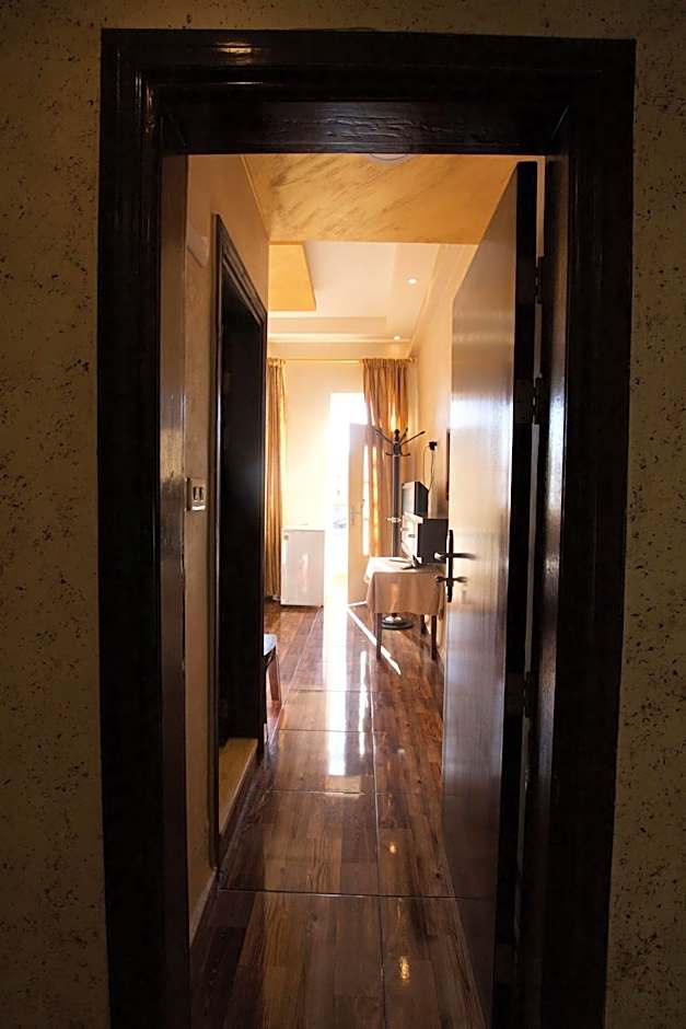 Sun Rise Hotel & Hostel & Tours