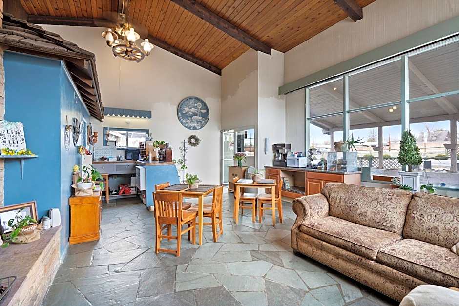 OYO Silver Spur Burns Hwy 20