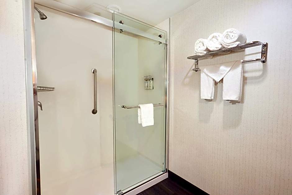 Holiday Inn Oakland Airport By IHG