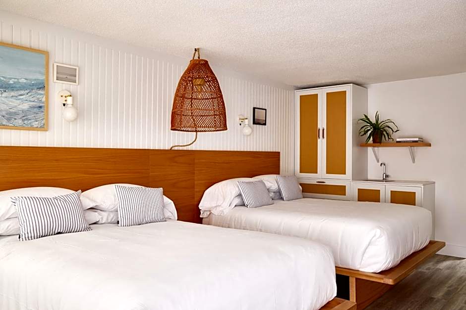 Parker Beach Lodge