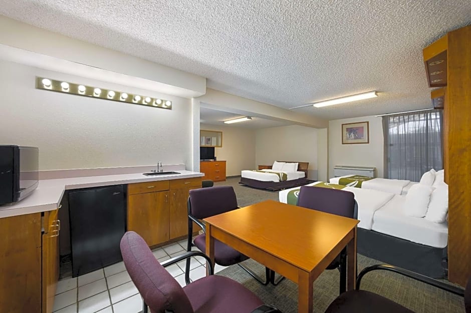 Quality Inn & Suites Canon City