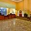 Holiday Inn Express Hotel & Suites Kansas City Sports Complex By IHG