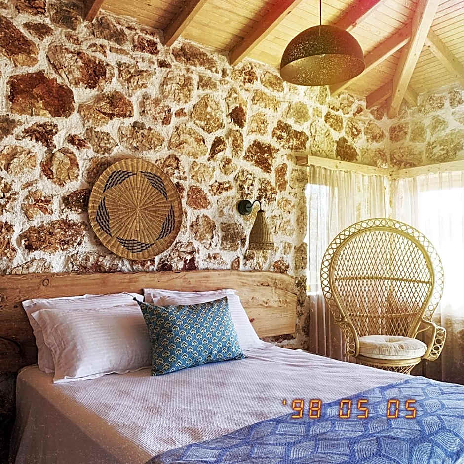 Foto 1 de 25 de 1 Queen Bed Suite, Pool View