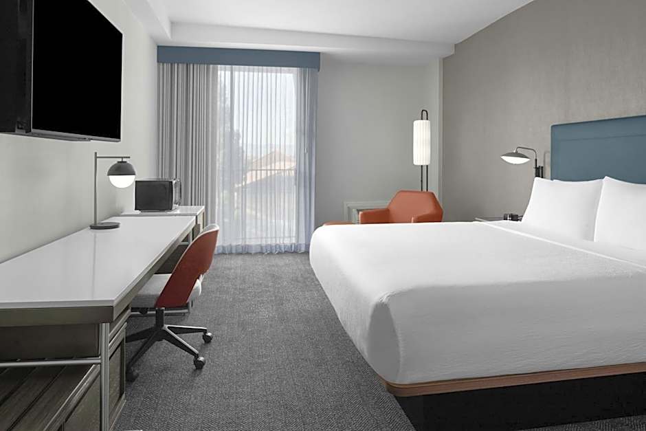 Courtyard by Marriott San Jose Airport