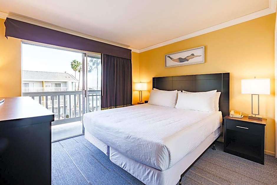 Dana Point Marina Inn