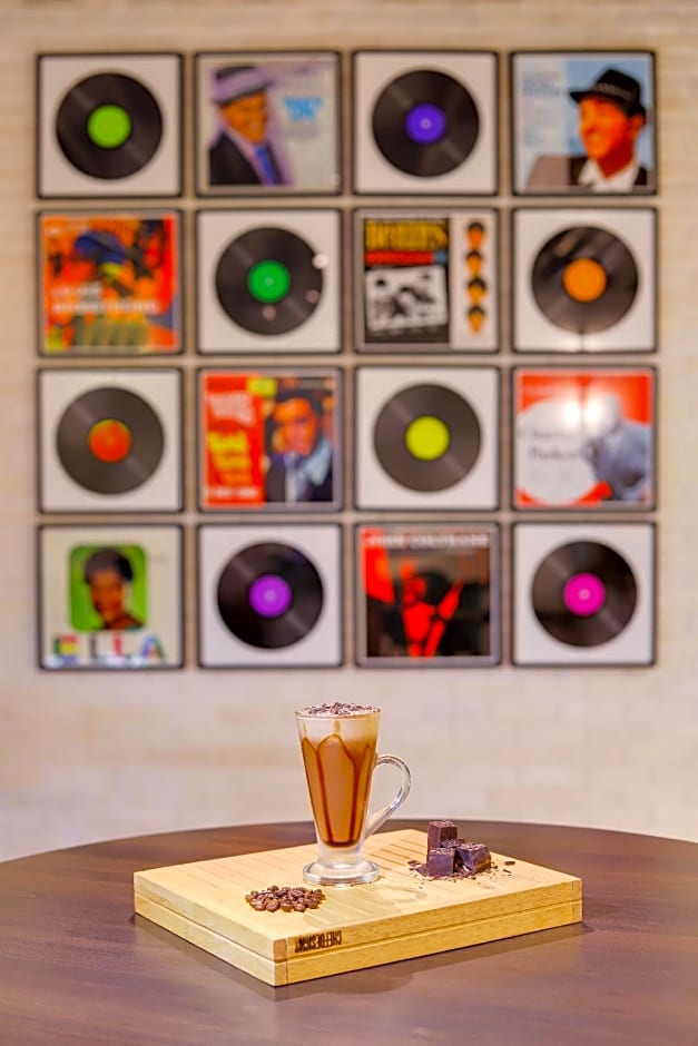 Lemon Tree Premier, Mumbai International Airport