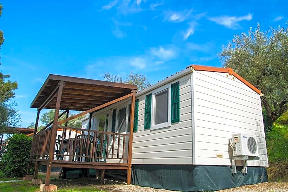 Camping Villaggio Cerquestra