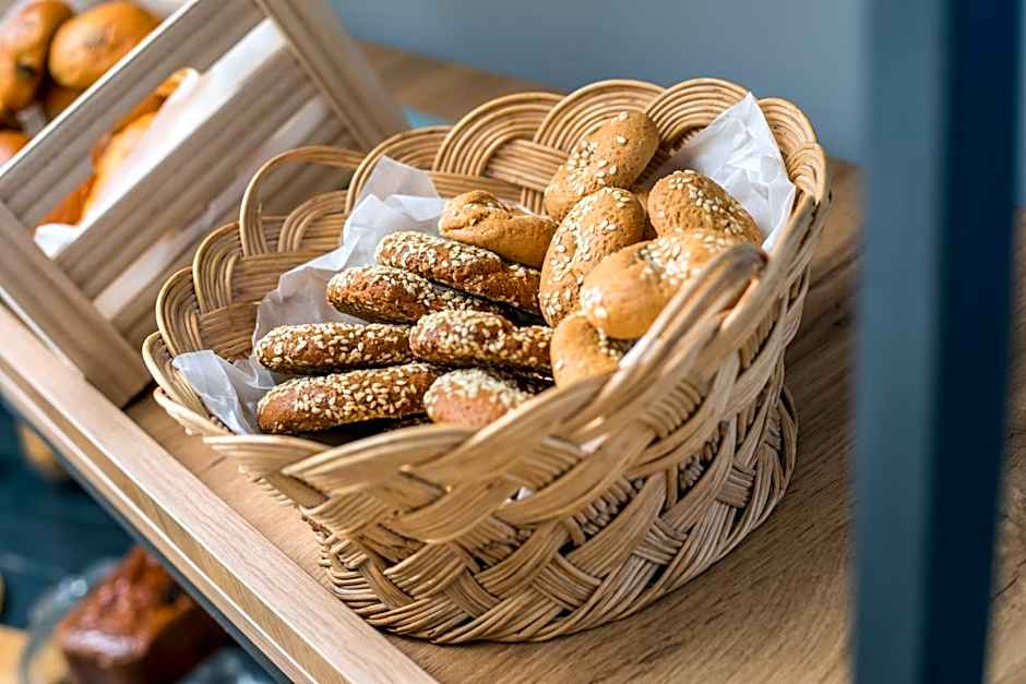 CasaStavris - Aparts & Pool Suites