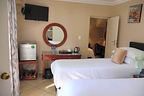 Luxury Two-Bedroom Unit