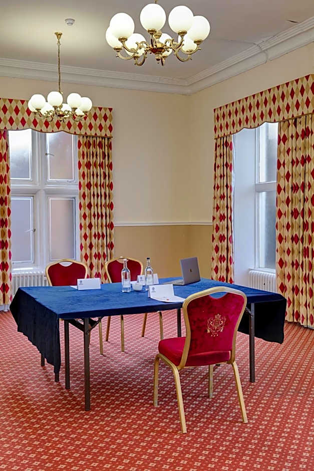 Belvilla Crewe Arms Hotel