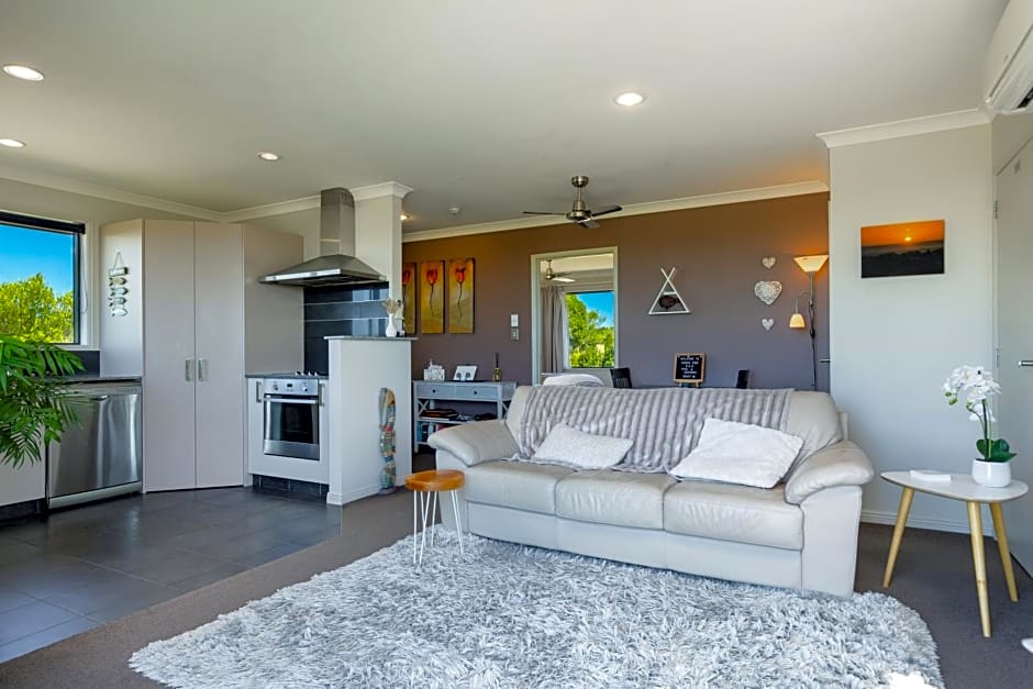 Ocean View Beachfront Apartment