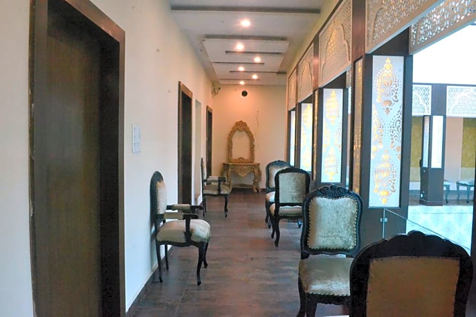 Dwivedi Hotels Sri Omkar Palace