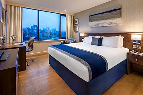 Classic Room, 1 King bed