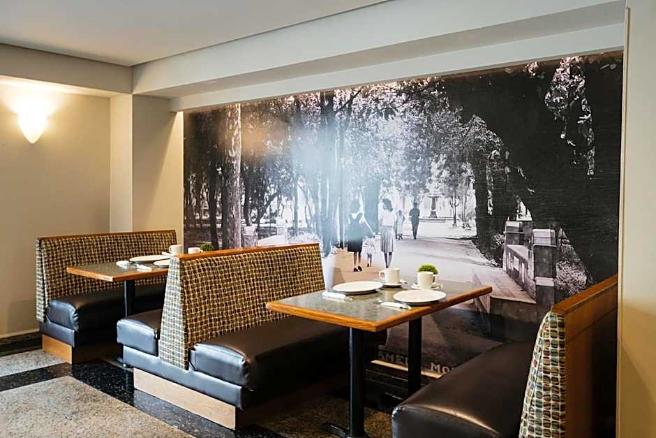 Hotel Parque Central