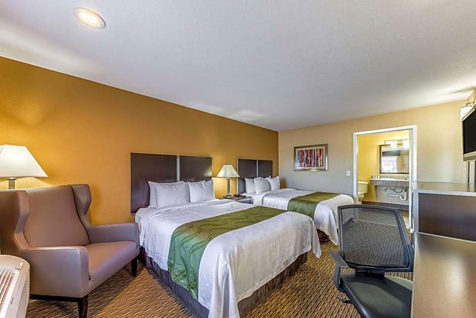 Quality Inn Glenpool - Tulsa