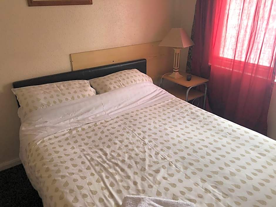 Charde Guest House