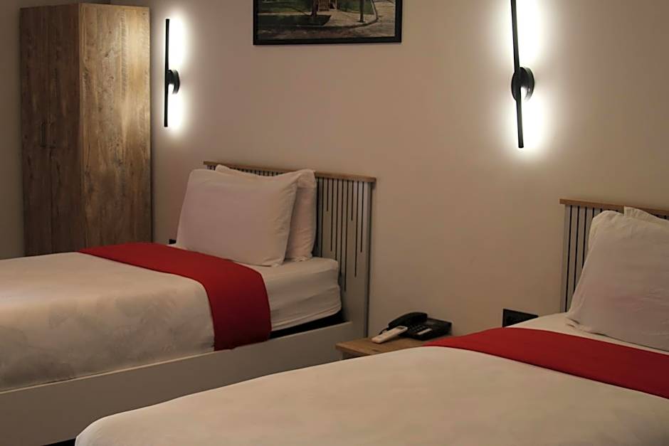 The Hotel Syracuse