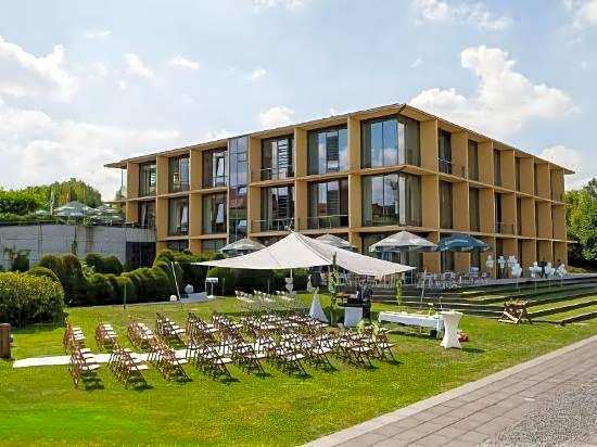 Rugs Hotel am Schlosspark Lichtenwalde