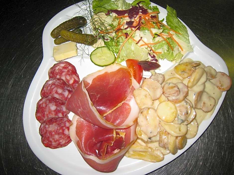 Hôtel Restaurant La Renaissance – Arlanc, MO