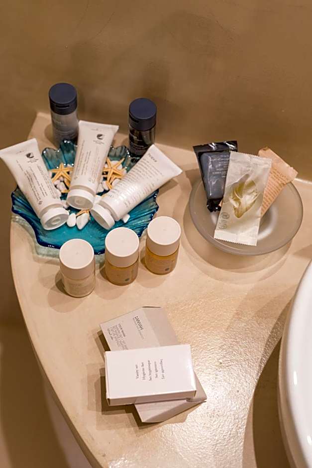 Kratiras View Luxury Suites