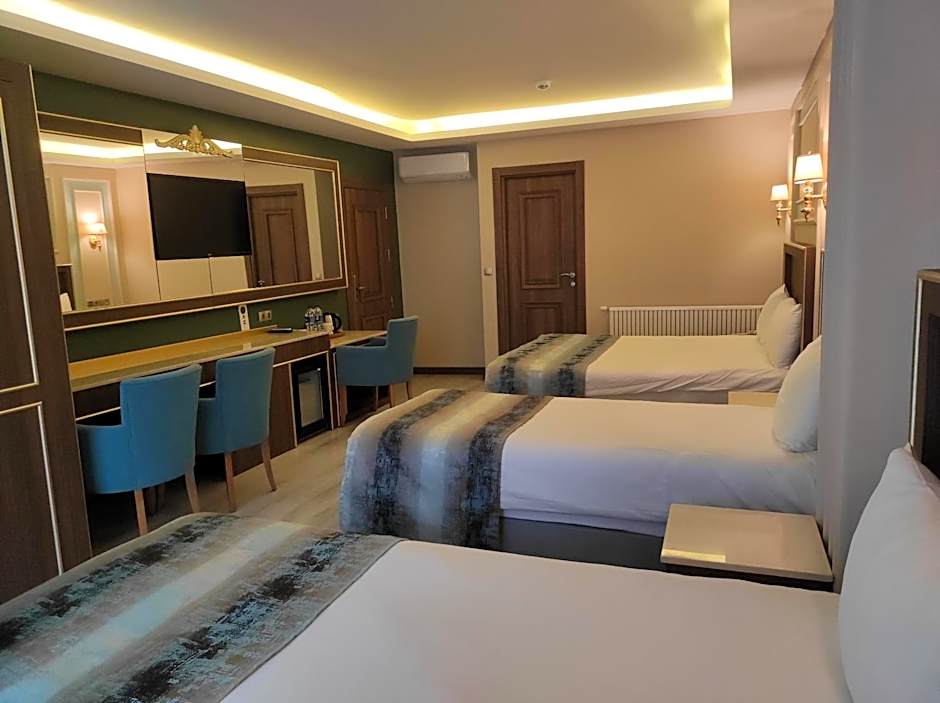 Magnaura House Hotel