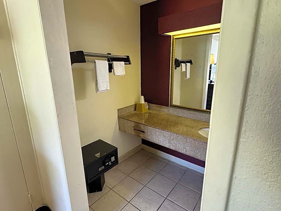 OYO Hotel Phenix City